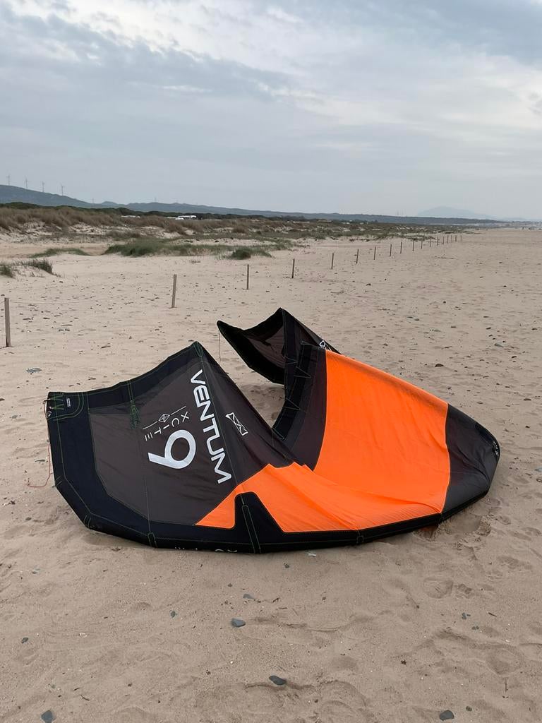 9m ventum Xcite v2 in perfecte staat. Evt met bar., Watersport en Boten, Kitesurfen, Gebruikt, 9 m², Geen board, Ophalen of Verzenden