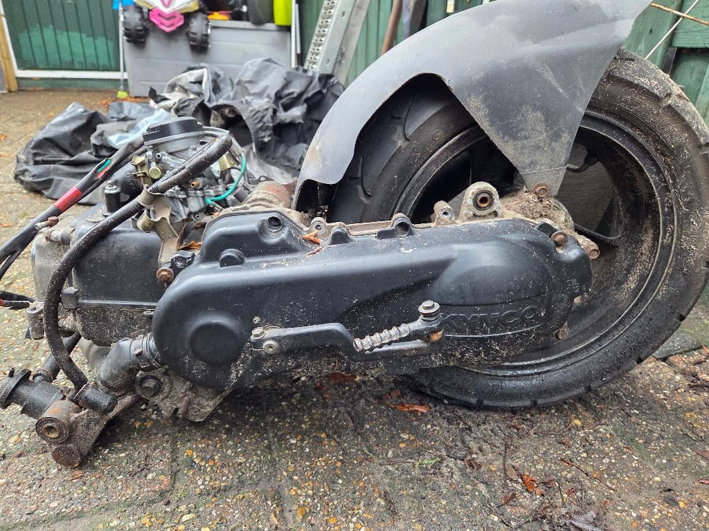 scooter onderdelen peugeot  kymco agm enz, Fietsen en Brommers, Ophalen, Gebruikt, Overige typen, Kymco