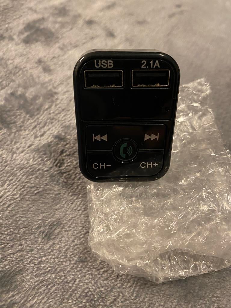 Radio FM transmitter, USB adapter, nieuw, Auto diversen, Carkits, Ophalen of Verzenden, Nieuw