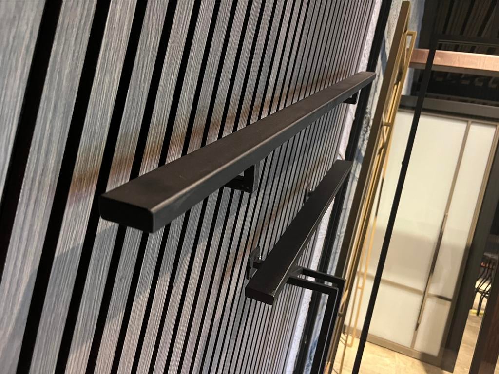 TRAPLEUNING zwart staal actie €40 per meter 50x20x2mm, Binnendeur, Ophalen of Verzenden, Zo goed als nieuw, 120 cm of meer