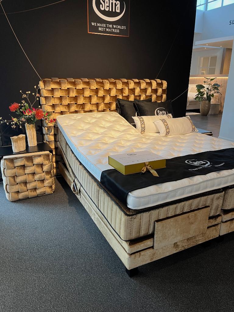 Demo boxspring Serta Chess 180/210 elektro incl. nachtkasten, 210 cm, Ophalen of Verzenden, 180 cm, Hotel Chique