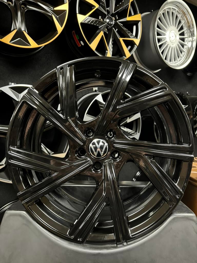 17 inch velgen voor Volkswagen Bergamo R LINE 5x100 Polo 2G, Auto-onderdelen, Banden en Velgen, Velg(en), Nieuw, 17 inch, Ophalen of Verzenden