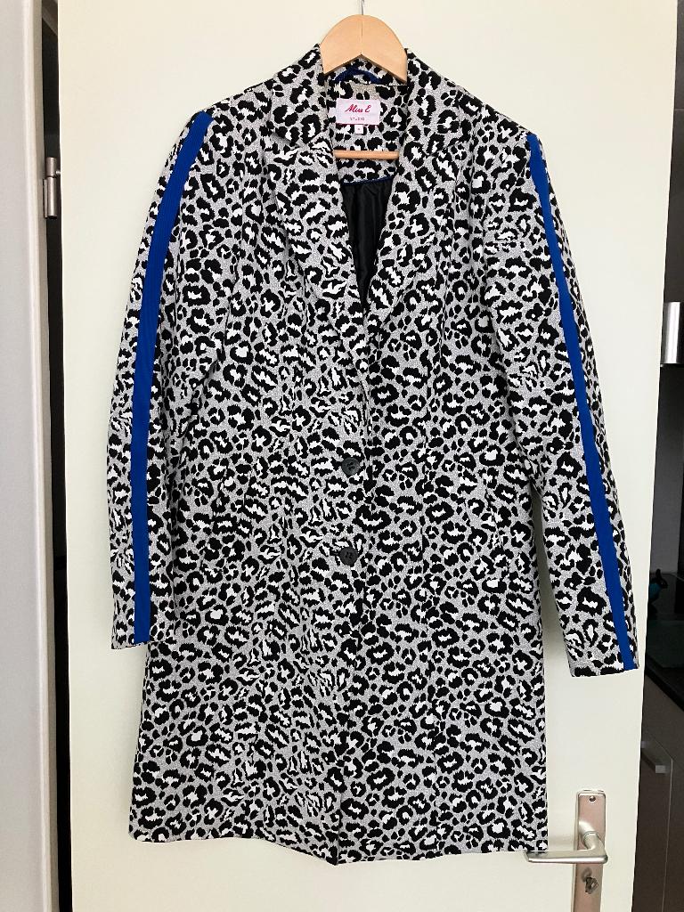 Dames tussenjas met panter print, Miss Etam studio., Kleding | Dames, Jassen | Winter, Maat 42/44 (L), Ophalen of Verzenden, Zo goed als nieuw