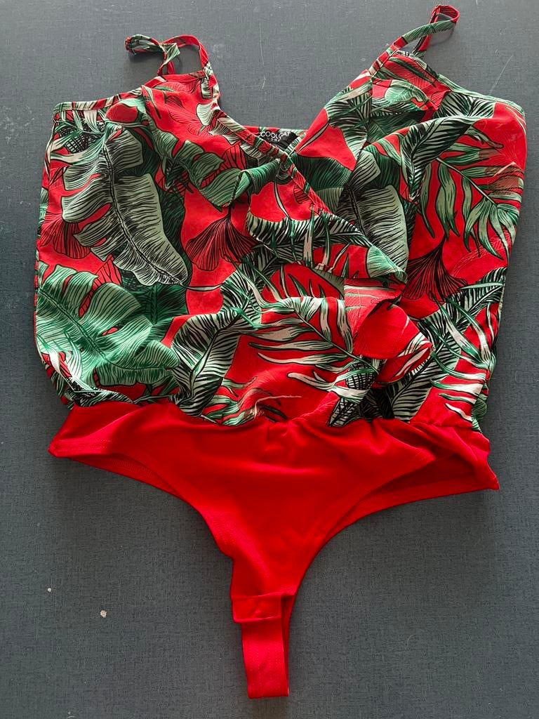 Body, Ophalen of Verzenden, Zo goed als nieuw, Rood, Badpak