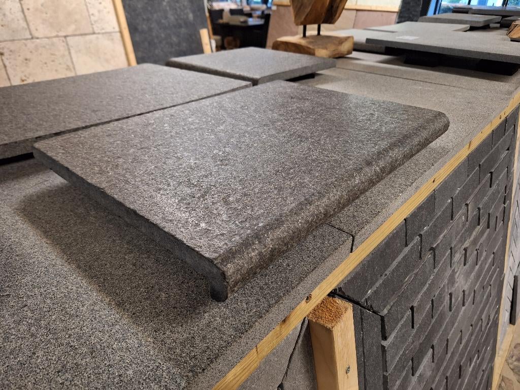 randtegel zwembad G684 Basalt 50x35x2/4 cm gevlamd, Ophalen of Verzenden, Nieuw