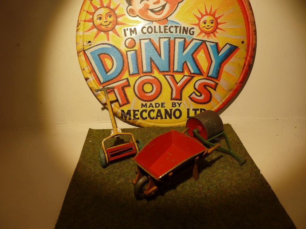 3 Delige set van DINKY TOYS.   PRIJS: € 50.=, Ophalen of Verzenden, Gebruikt, Overige typen, Dinky Toys