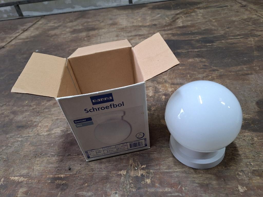 Schroefbol lamp, Huis en Inrichting, Ophalen of Verzenden, Nieuw, Overige materialen, Bollamp