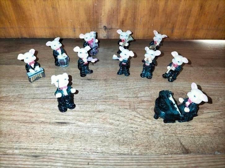 Superleuke set muzikant- varkentjes. 11 poppetjes en piano, Ophalen of Verzenden, Zo goed als nieuw