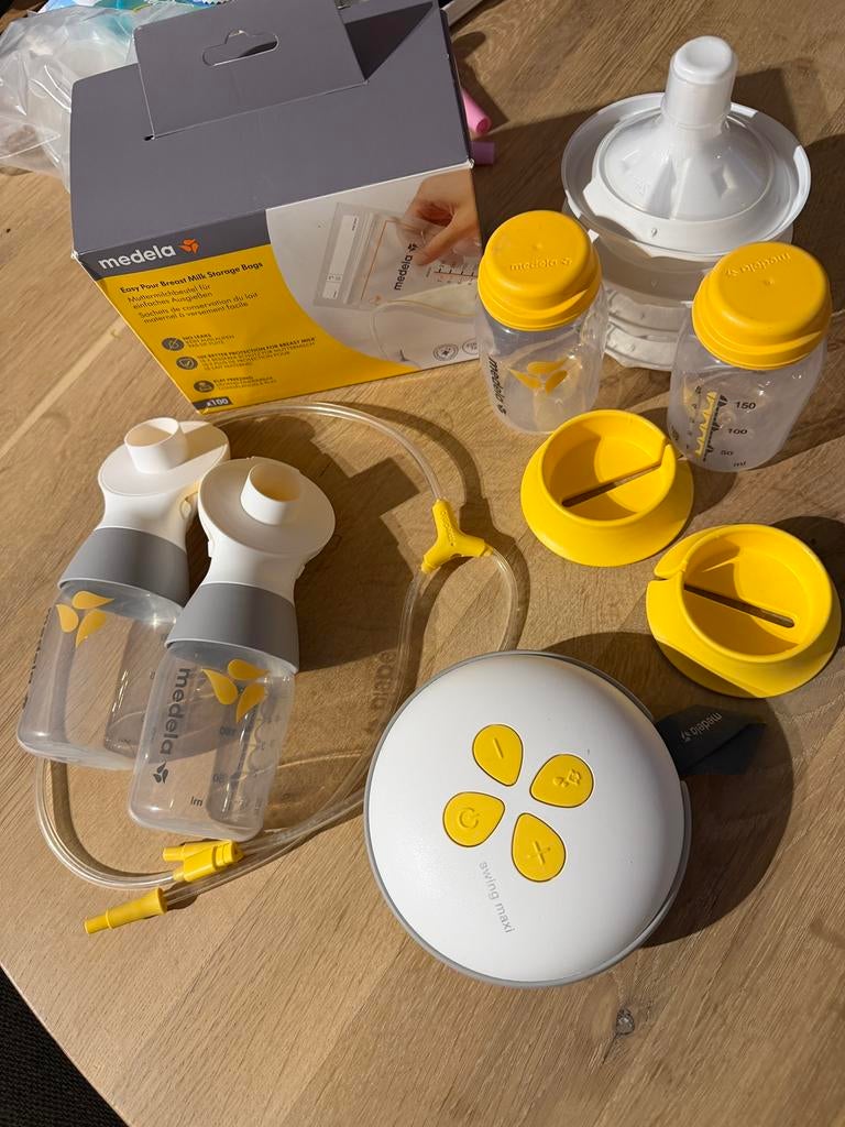 Medela Swing Maxi dubbele elektrische borstkolf (okt2025), Ophalen, Zo goed als nieuw, Borstkolf