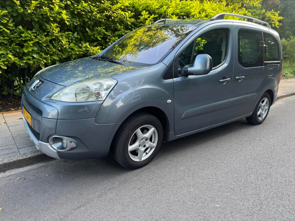 Peugeot Partner 1.6 16V 80KW Tepee 2009 Grijs, Auto's, Peugeot, Voorwielaandrijving, 4 cilinders, Origineel Nederlands, Bedrijf