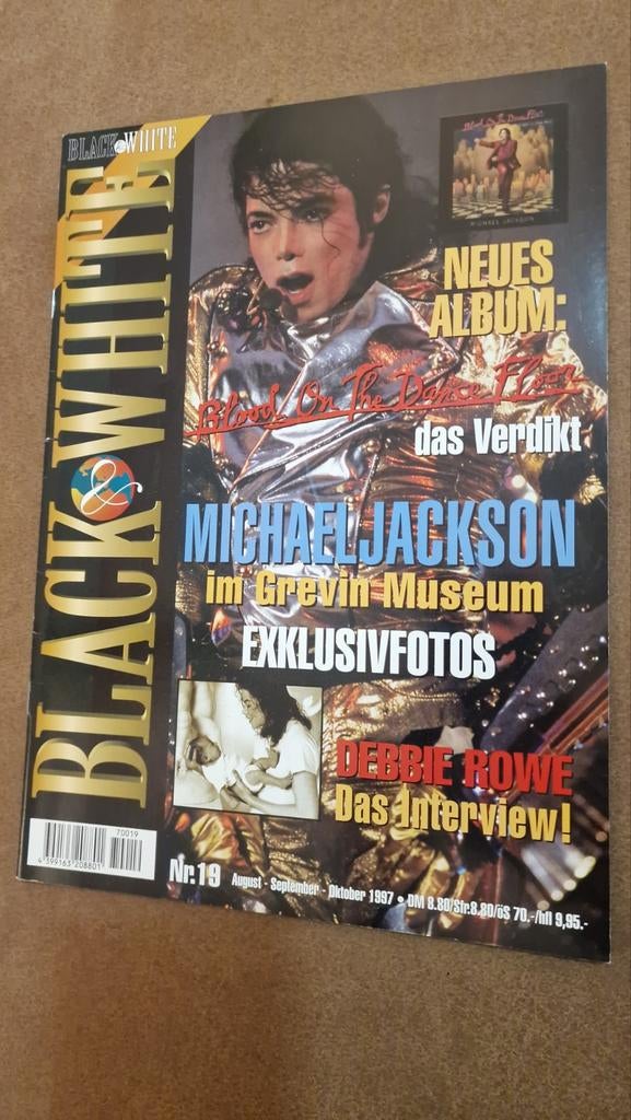 Michael Jackson Black & White Fanmagazine nr 19, Ophalen of Verzenden