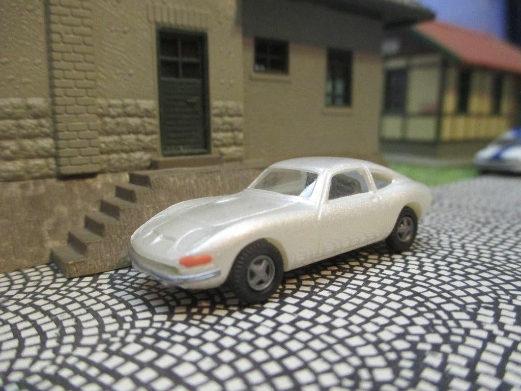 Opel GT - IMU metallic-paarlemoer-wit, Hobby en Vrije tijd, Modelauto's | 1:87, Ophalen of Verzenden, Zo goed als nieuw, Auto