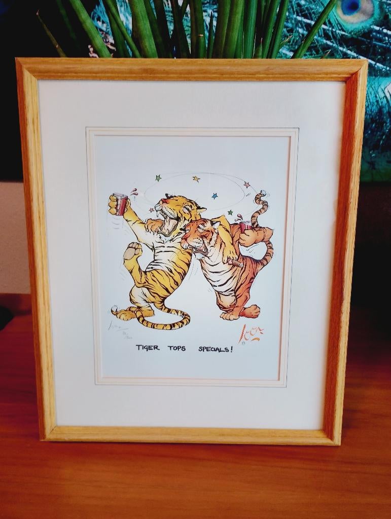 Schilderij Tiger Tops Specials kunstenaar Alasdair Hillary, Minder dan 50 cm, Ophalen of Verzenden, Zo goed als nieuw, Schilderij