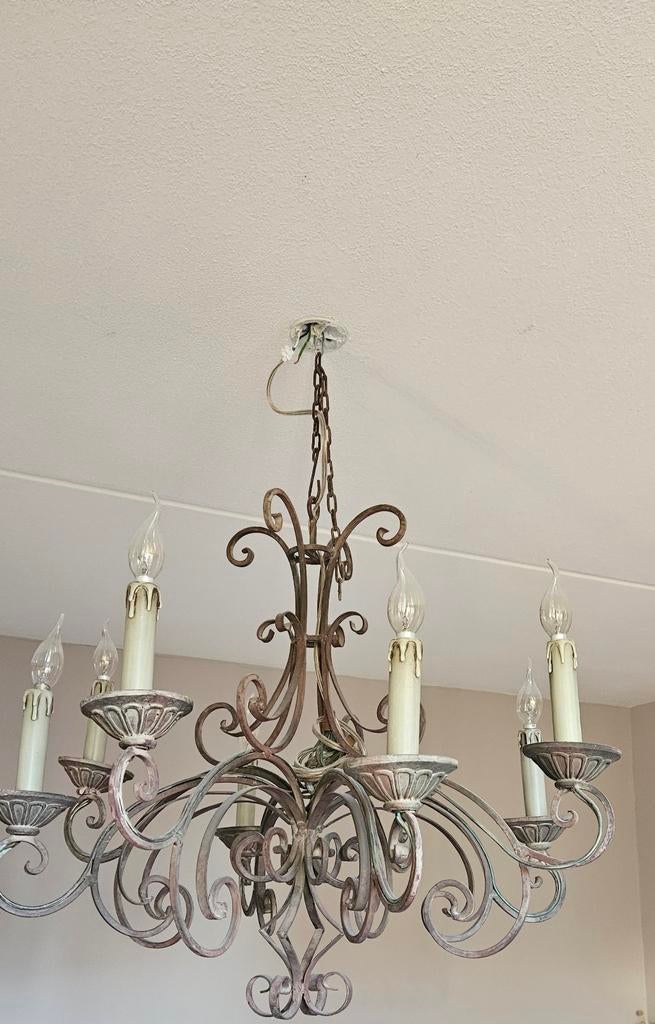 Franse brocante smeedijzeren kroonluchter, Antiek en Kunst, Antiek | Lampen, Ophalen of Verzenden