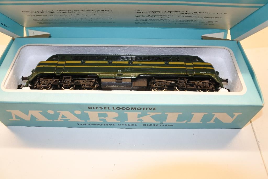 Märklin 3066 Diesellok Serie 204 SNCB grün/gelb Spur H0 OVP, Wisselstroom, Locomotief, Ophalen of Verzenden, Zo goed als nieuw