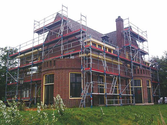 Gevelsteiger ,metselsteiger, steiger verhuur ,op & afbouw ,, Doe-het-zelf en Verbouw, Ophalen of Verzenden, Zo goed als nieuw