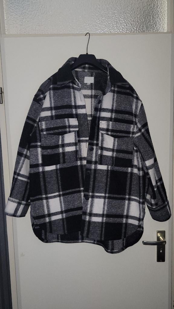 Zwart geruite jas mt.M, Maat 38/40 (M), H&M, Zwart, Ophalen of Verzenden