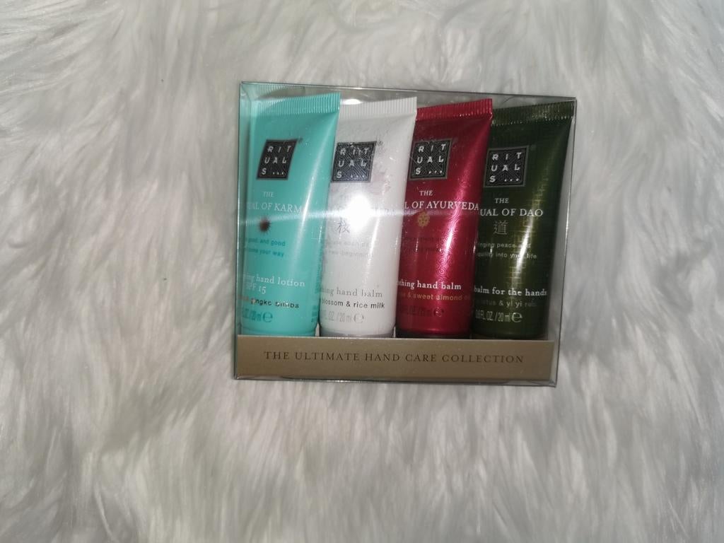 Rituals The Ultimate Hand Care Set Dao Sakura Karma Ayurveda, Sieraden, Tassen en Uiterlijk, Uiterlijk | Lichaamsverzorging, Ophalen of Verzenden