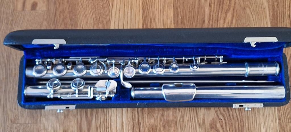 Volledig zilveren Kuiper dwarsfluit, Muziek en Instrumenten, Ophalen of Verzenden