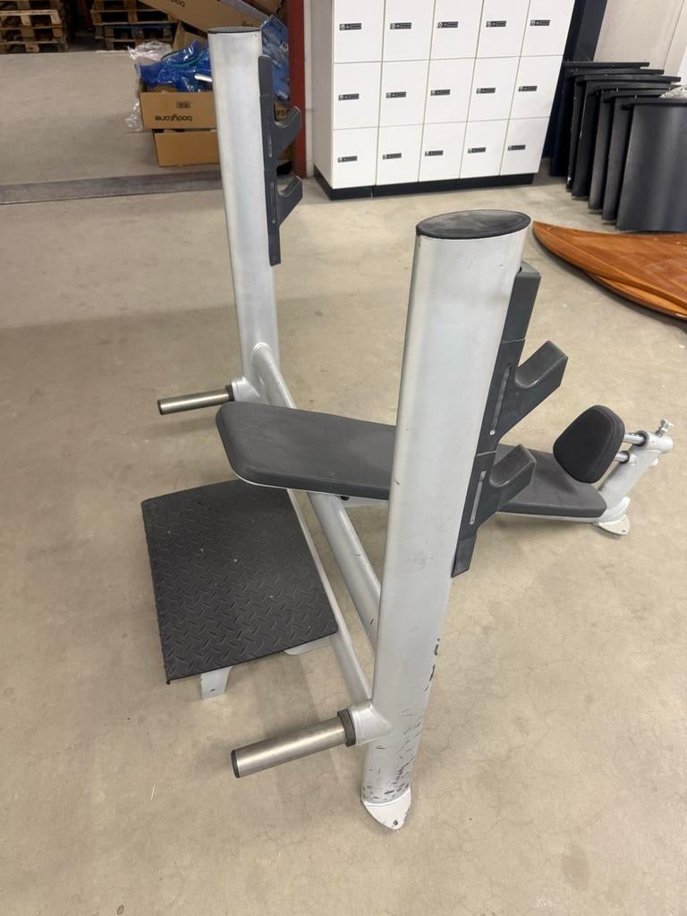 Gym80 Incline Bench - Professionele kwaliteit, Gebruikt, Krachtstation, Borst, Ophalen of Verzenden
