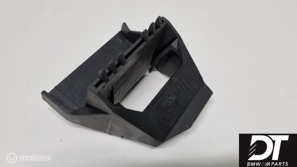 Radiateur steun BMW 5-serie E39 ('95-'03) 17111737706, Gebruikt, Ophalen of Verzenden, BMW, BMW