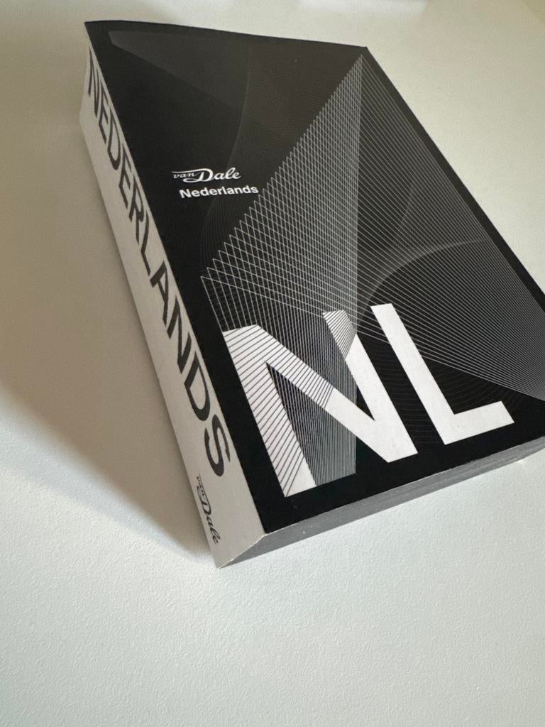 Van Dale Pocketwoordenboek Nederlands - Zesde Editie, Boeken, Woordenboeken, Zo goed als nieuw, Nederlands, Van Dale, Ophalen