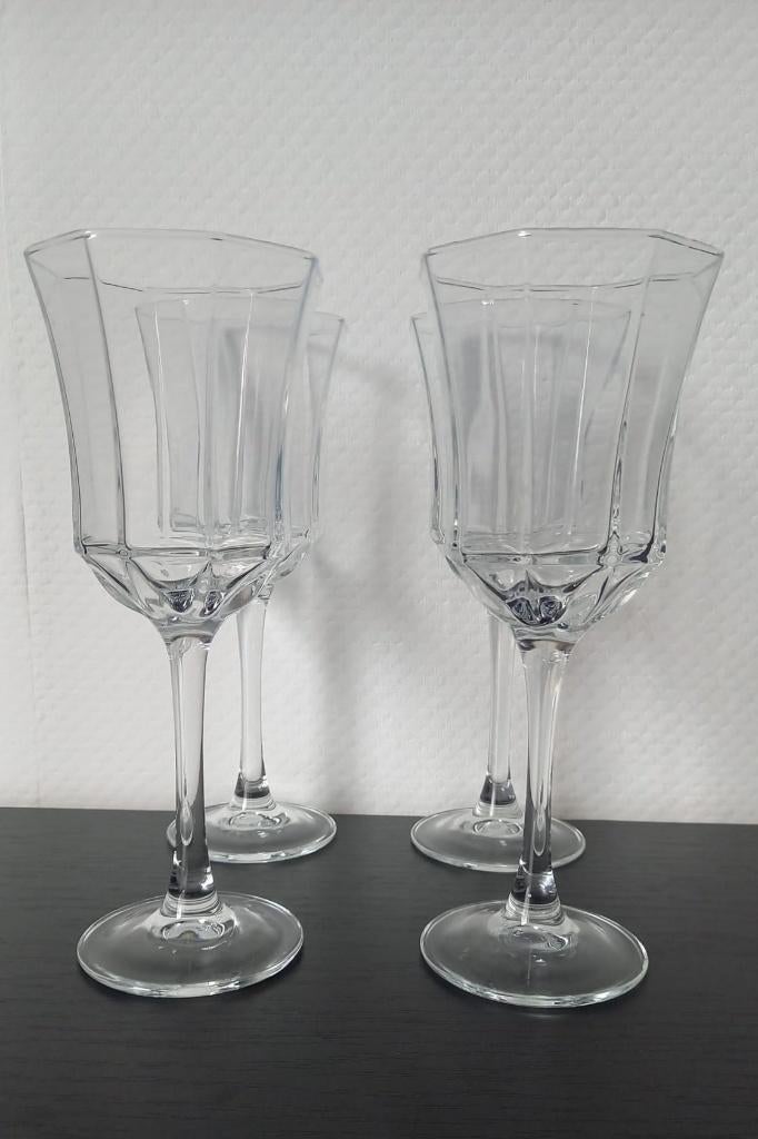 4 vintage Octime wijnglazen Luminarc, Verzamelen, Ophalen of Verzenden, Zo goed als nieuw, Overige typen