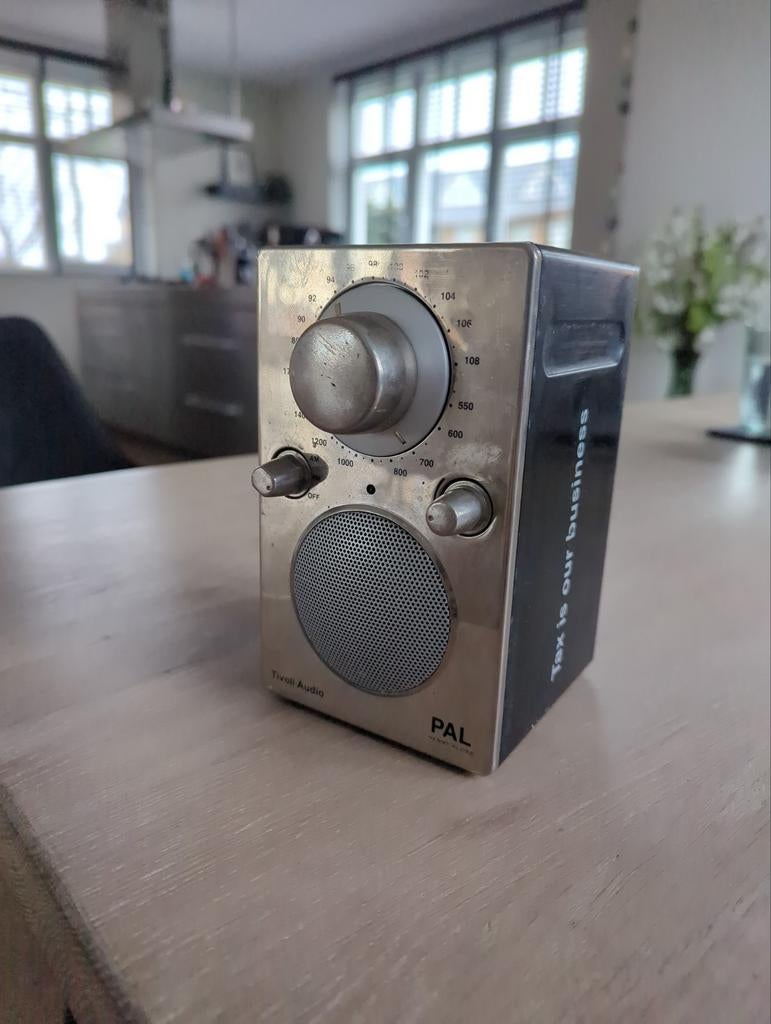 Tivoli Audio PAL Henry Kloss Radio, Audio, Tv en Foto, Radio's, Ophalen of Verzenden, Gebruikt, Radio