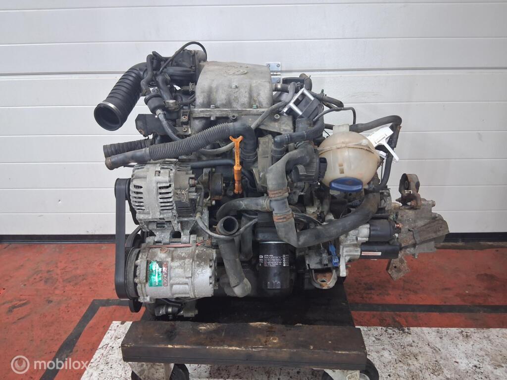Benzinemotor Vw Golf Cabrio IV 2.0 ('98-'02) AWG, Gebruikt, Volkswagen, Ophalen of Verzenden, Volkswagen