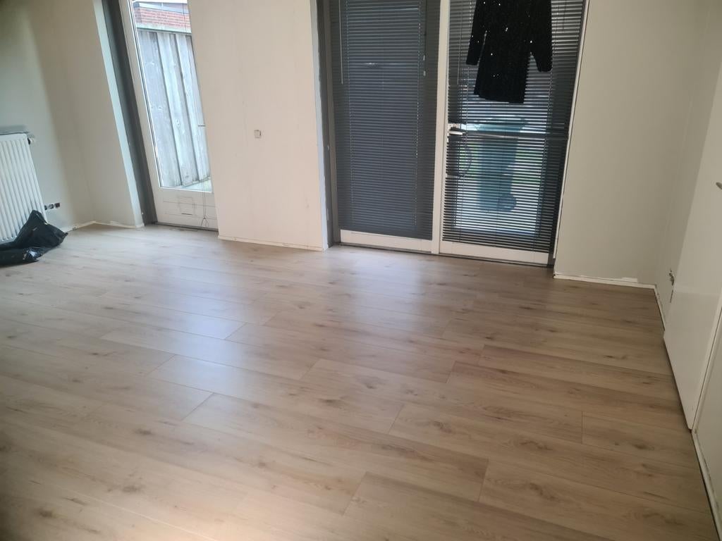 “Professioneel pvc/laminaat leggen – Snel en Netjes!”, Overige materialen, 30 cm of meer, 50 tot 150 cm, Zo goed als nieuw