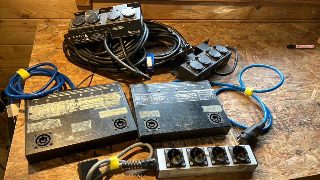 Complete set licht- & stroomverdeling theater / evenementen, Ophalen of Verzenden, Gebruikt, Overige typen
