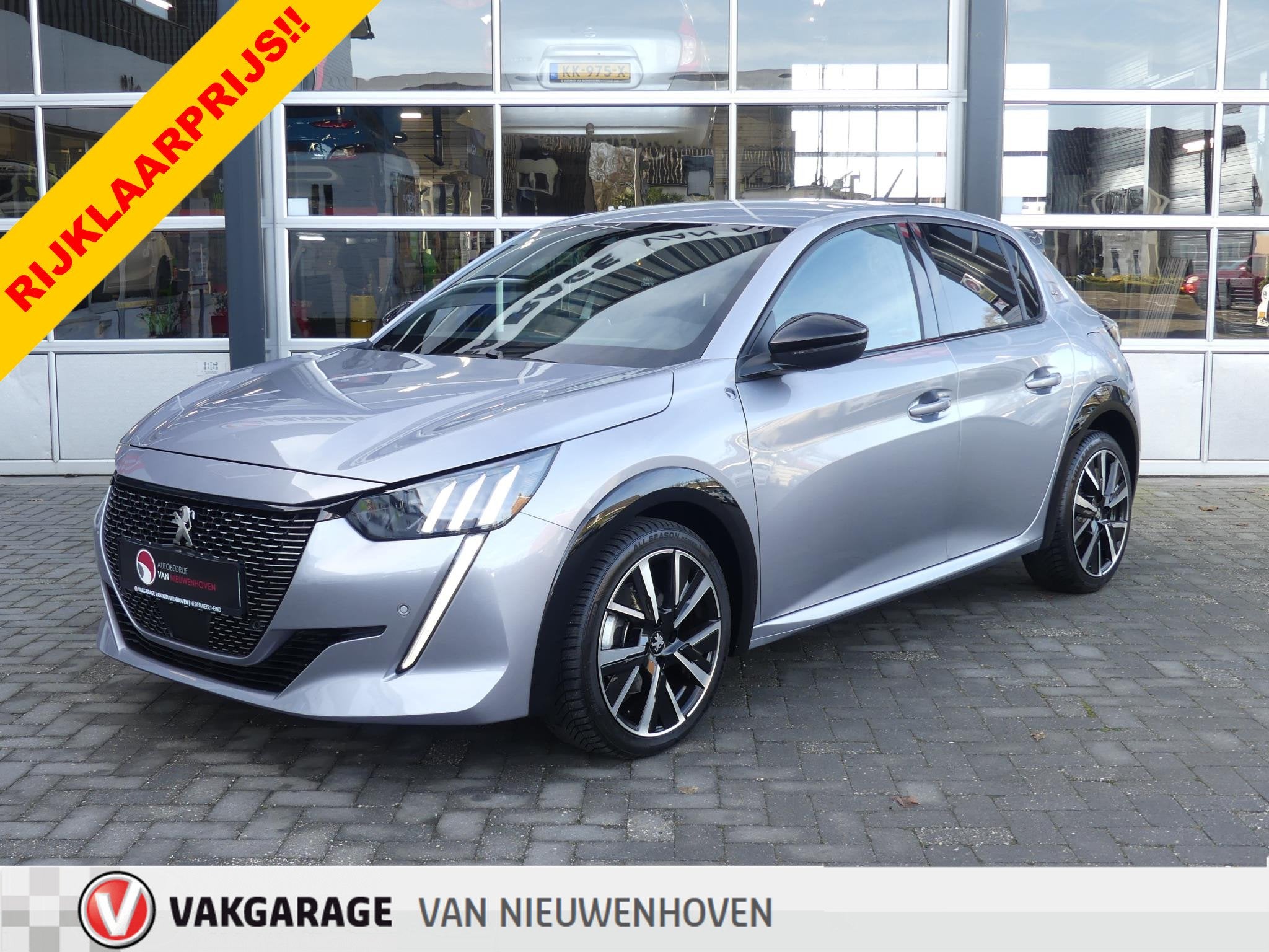 Peugeot 208 PureTech GT *t/m 10de bouwjaar garantie!, 101 pk, Gebruikt, Met garantie (alle), Leder en Stof