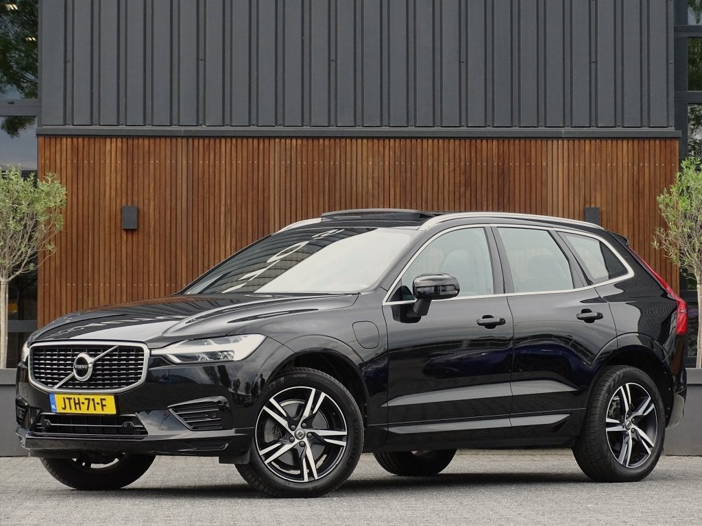 Volvo XC60 T8 408PK AWD / R-Design / LED (bj 2017), Automaat, Gebruikt, Euro 6, 1969 cc