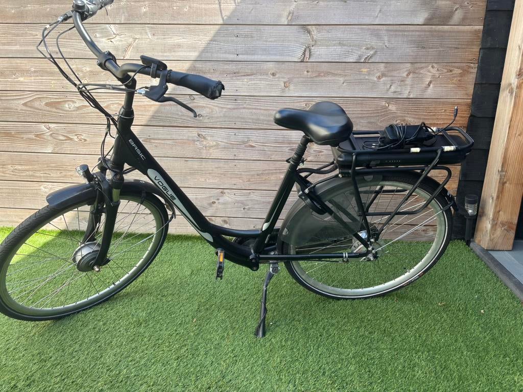 Vogue elektrische fiets, Fietsen en Brommers, Elektrische fietsen, 51 tot 55 cm, Ophalen, Gebruikt, Batavus