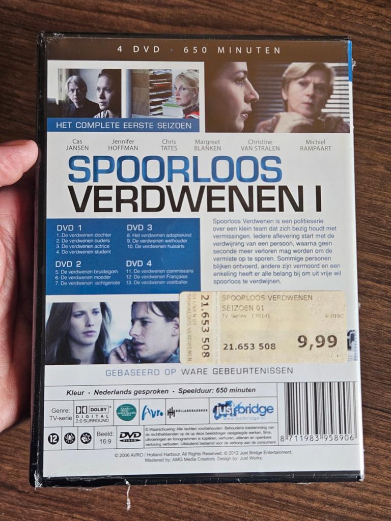 DVD Spoorloos Verdwenen Het Complete Eerste Seizoen NIEUW, Alle leeftijden, Ophalen of Verzenden, Nieuw in verpakking, Actie en Avontuur