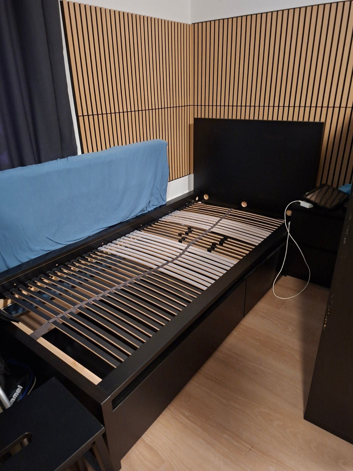 Bed ikea malm 90x200 eenpersoons, Huis en Inrichting, Slaapkamer | Bedden, Ophalen, Gebruikt, 90 cm, Eenpersoons