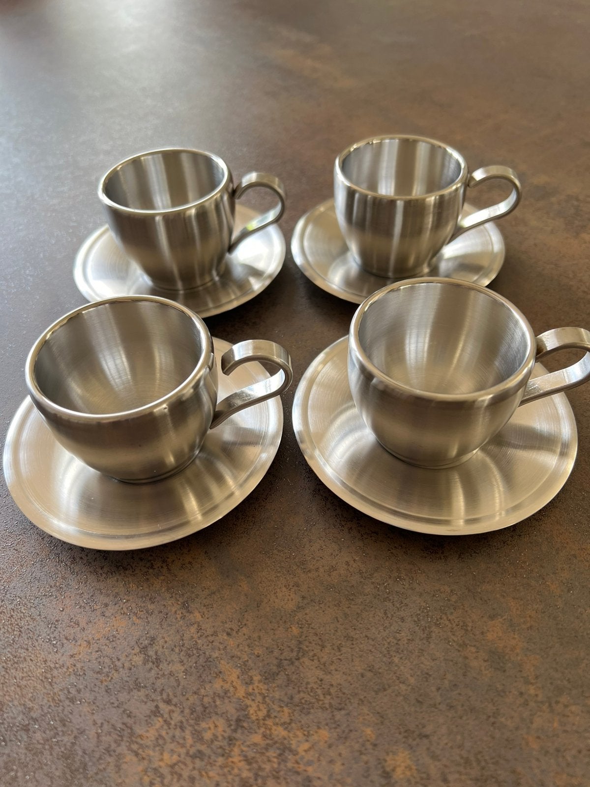 4 espresso kopjes dubbelwandig RVS, Huis en Inrichting, Overige materialen, Ophalen of Verzenden, Zo goed als nieuw, Overige stijlen