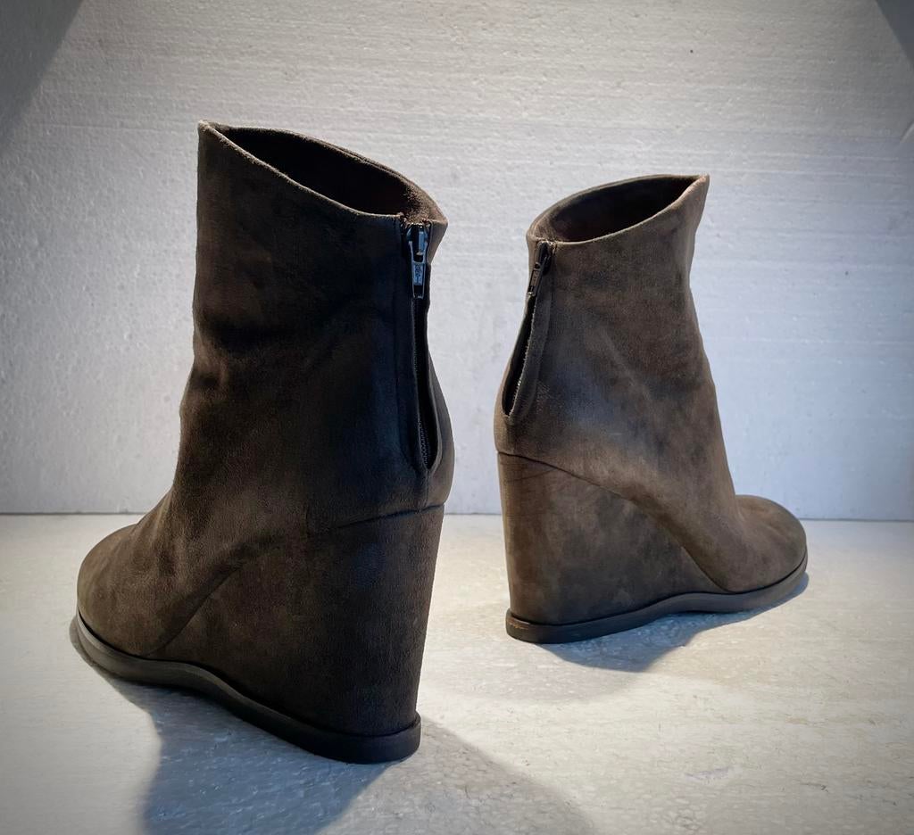 Marc Cain Marccain exclusief design enkel laarzen 39,5 / 40, Ophalen of Verzenden, Zo goed als nieuw, Schoenen met hoge hakken