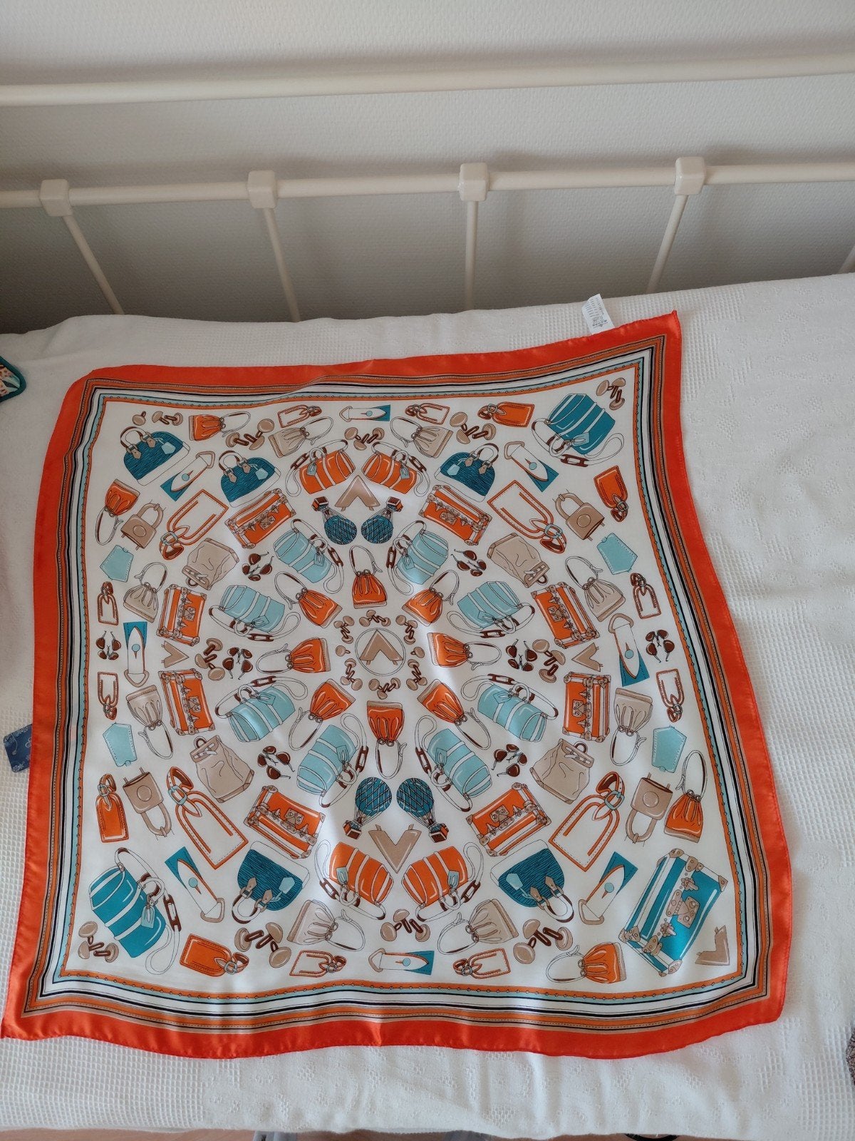 Shawltje van Brigitte Byjou., Verzenden, Nieuw, Sjaal