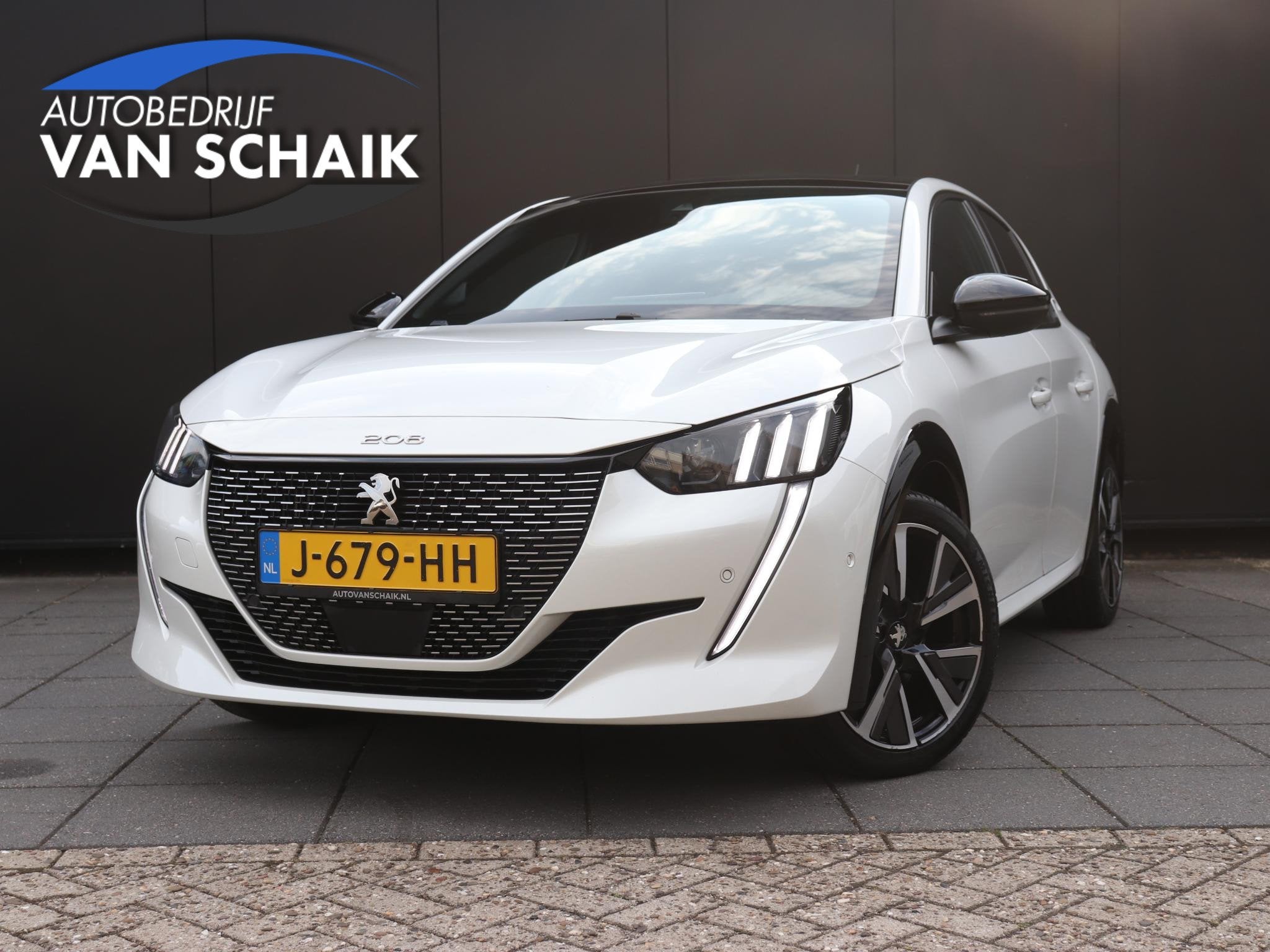 Peugeot 208 1.2 PureTech GT-Line PANODAK | APPLE CARPLAY | S, Auto's, Gebruikt, Euro 6, Leder en Stof, 3 cilinders