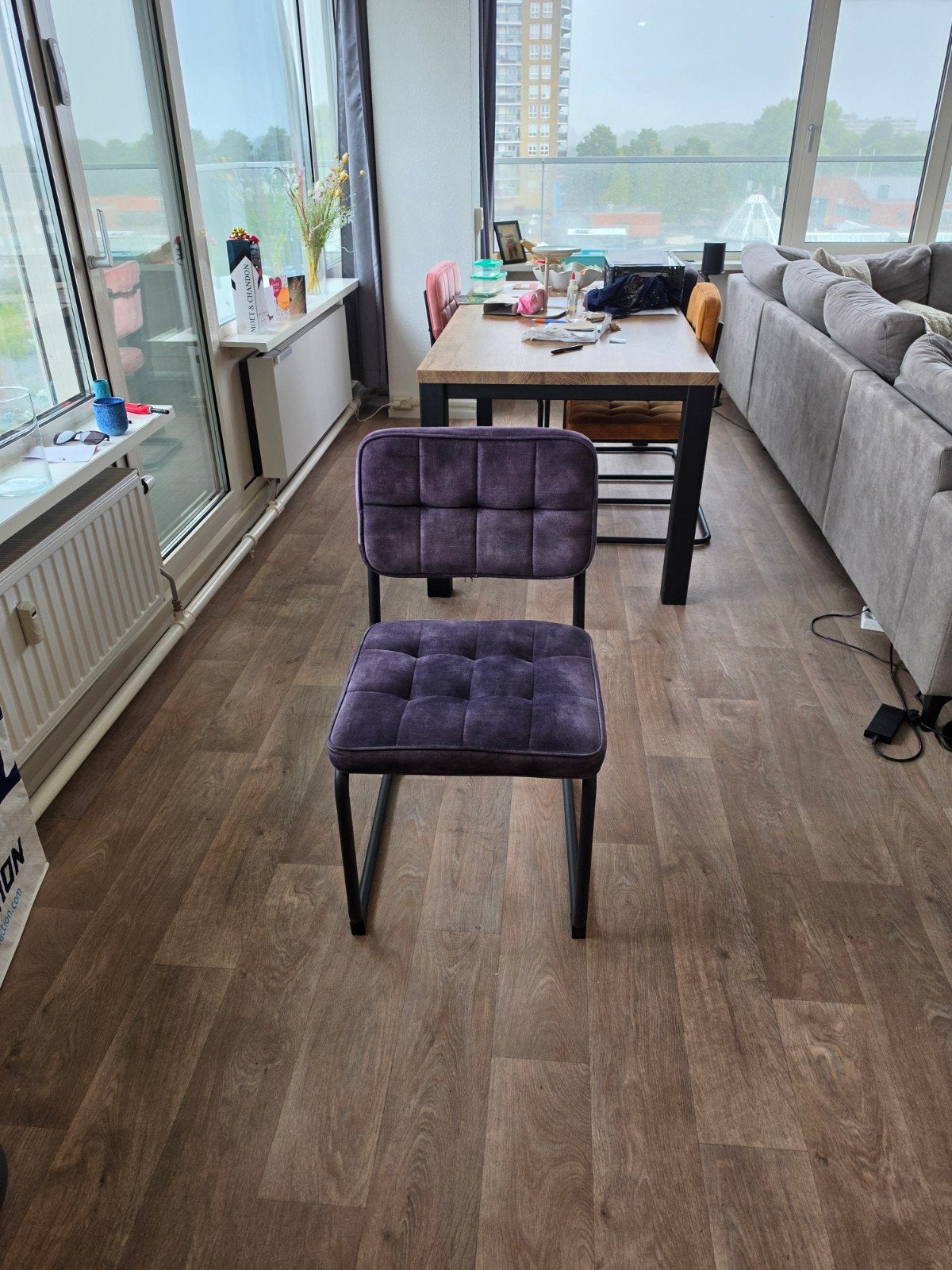 4 Salou stoelen in diverse Adore kleuren - Haco 2022, Overige kleuren, Modern, Industrieel, Ophalen of Verzenden, Zo goed als nieuw