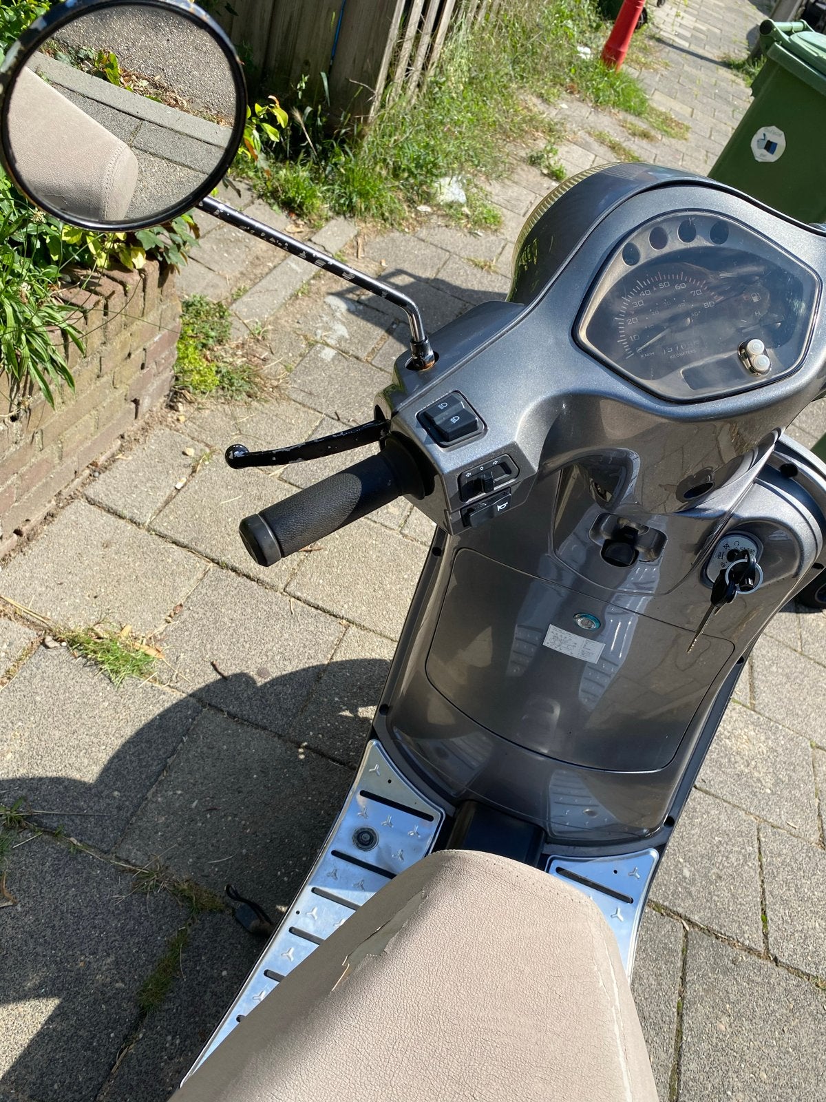 Nette Riva Retro Scooter (2014) – Grijs Metallic scooter, Ophalen of Verzenden, Gebruikt, Benzine, Kymco