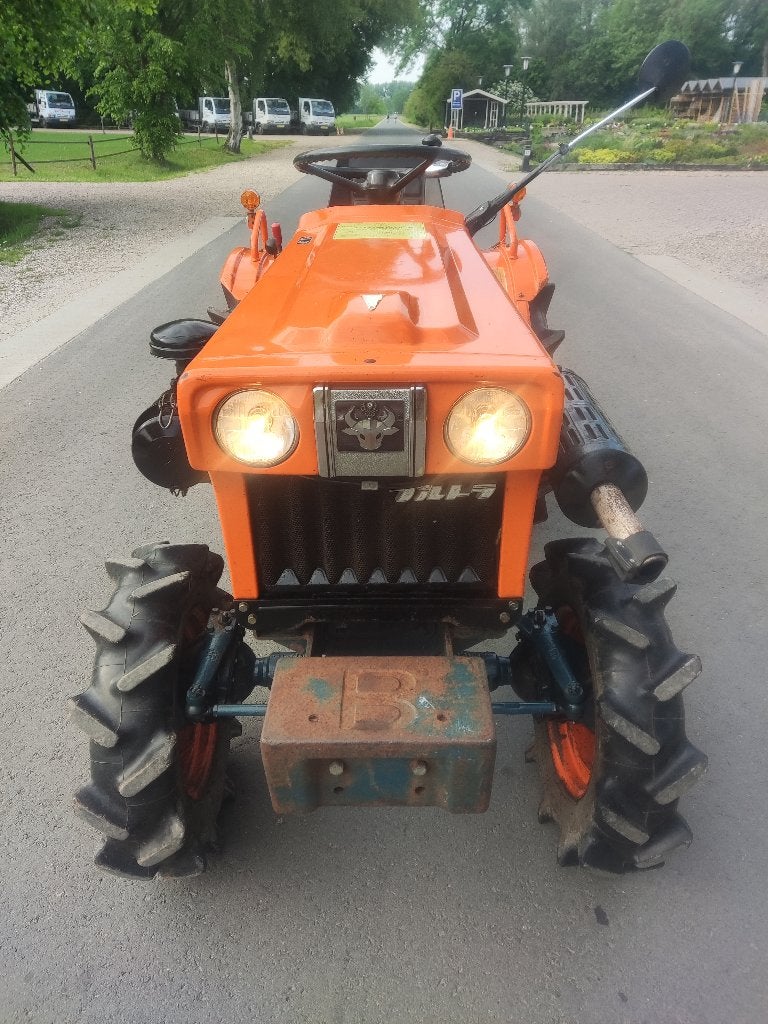 KUBOTA tractor (type B7001, 14 pk (3 cilinder), grondbak), Zakelijke goederen, Agrarisch | Tractoren, Overige merken, Gebruikt
