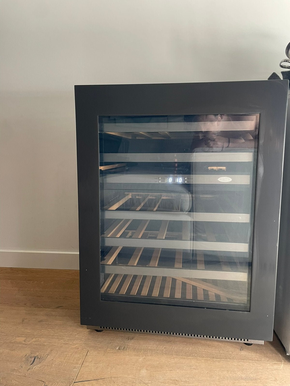 Wijnklimaat kast boretti 2 zones, Ophalen, Zonder vriesvak, 160 cm of meer, Minder dan 75 liter