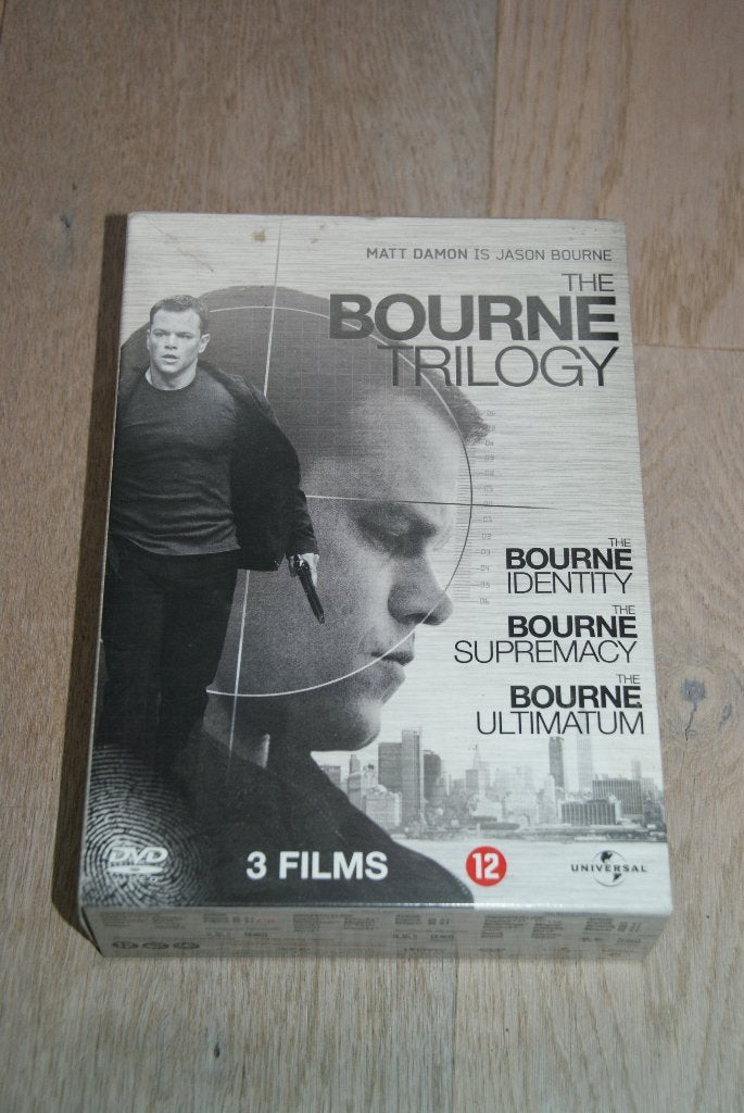 Te koop: dvd box the bourne trilogy, Matt Damon, Joan Allen, Engels, Nederlands, Actiethriller, Ophalen of Verzenden