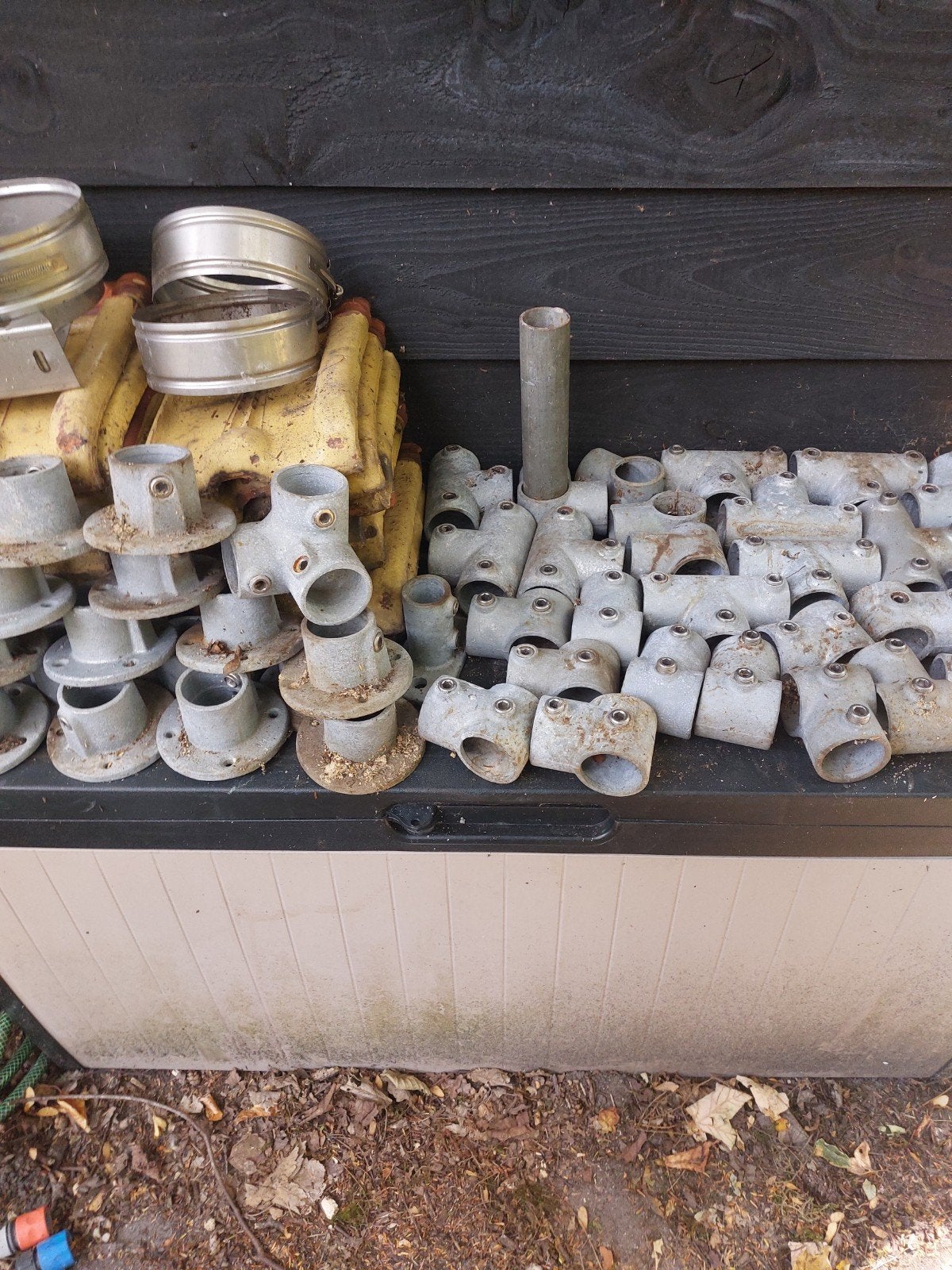 Diverse koppelstukken voor steigerbouw, Ophalen, Zo goed als nieuw