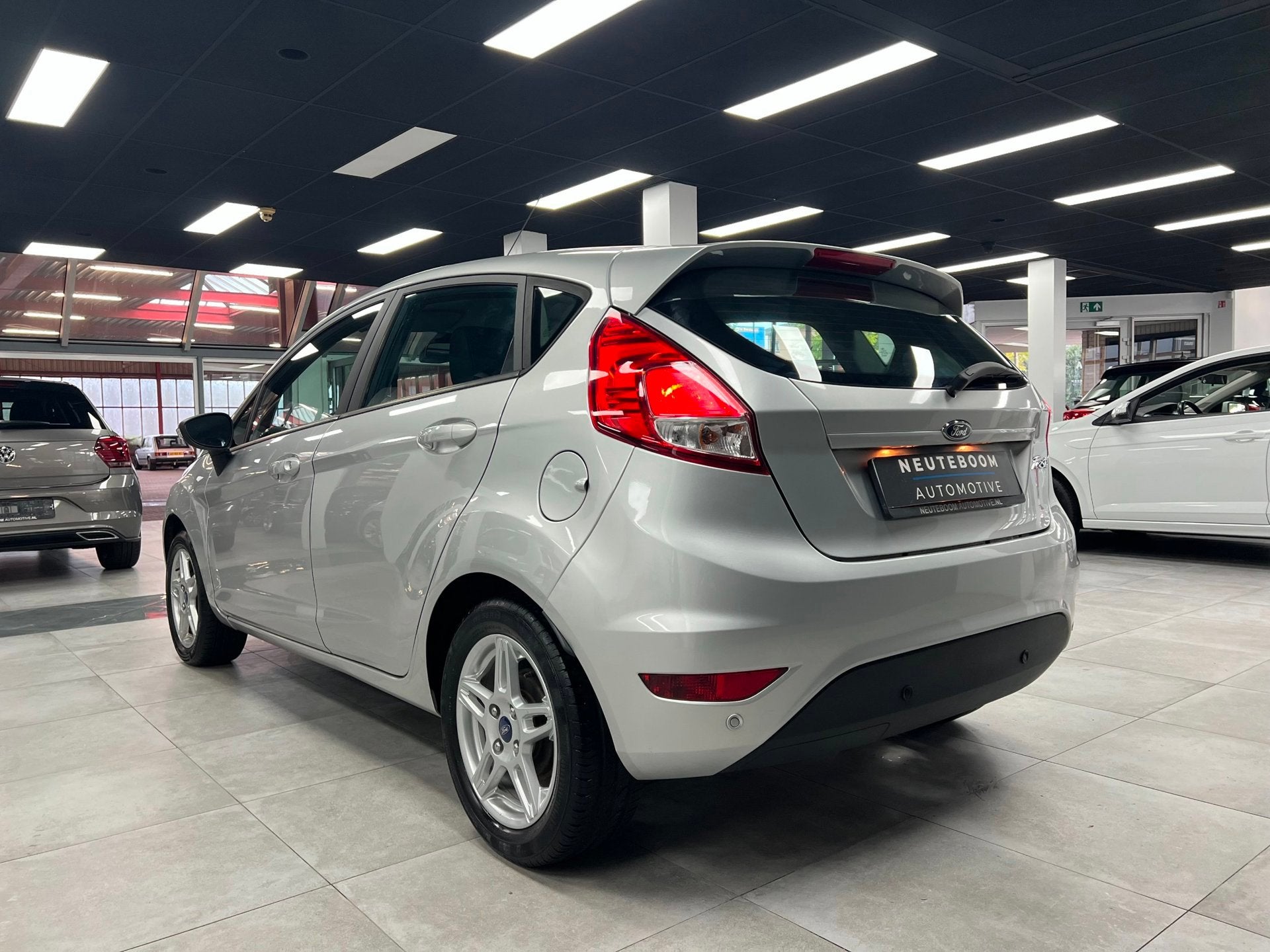 Foto 4 van Ford Fiesta 1.0 Airco | Parkeersensoren | Led