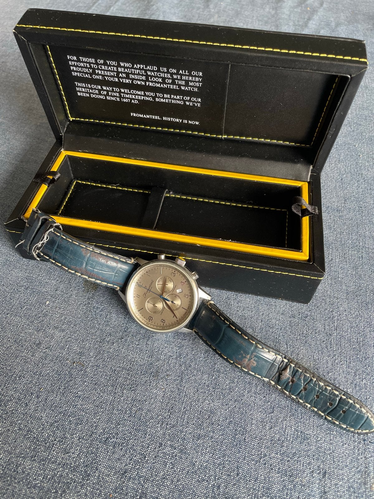 Fromanteel Globetrotter horloge met crèmekleurige wijzerplaa, Overige merken, Staal, Polshorloge, Ophalen of Verzenden