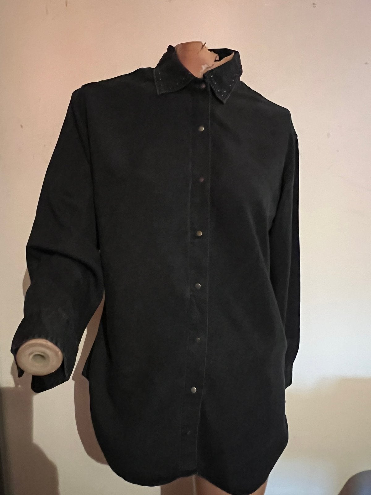 LOIS blouse met studs maat xs  origineel ZGAN, Zwart, Ophalen of Verzenden, Zo goed als nieuw, Lois