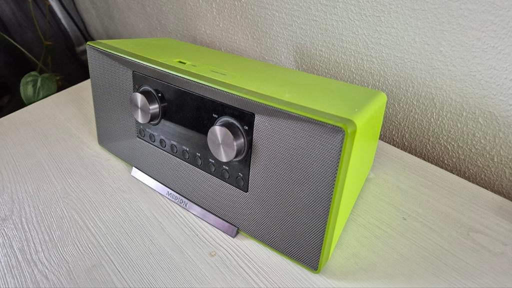 Medion DAB+ radio met USB-aansluiting, Ophalen of Verzenden, Zo goed als nieuw, Radio, Met cd-speler